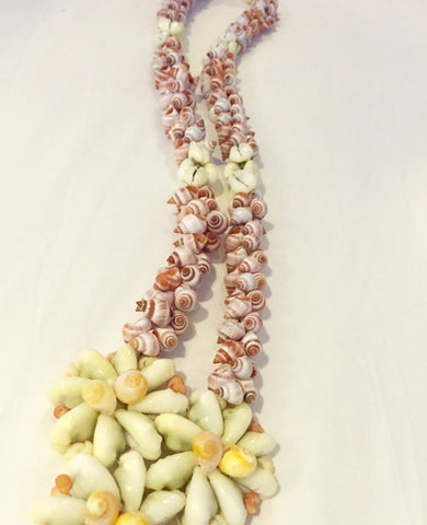 Floral Polynesian Pendant on Shell Lei
