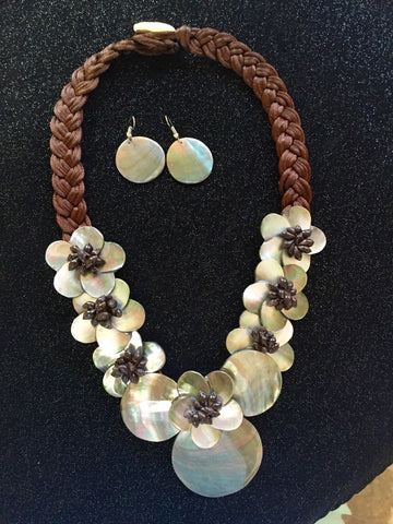 Mother-of-Pearl Polynesian Necklace and Earring Set